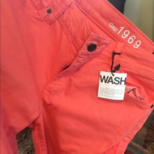 Brand new with tags peach/pink gap jeggings